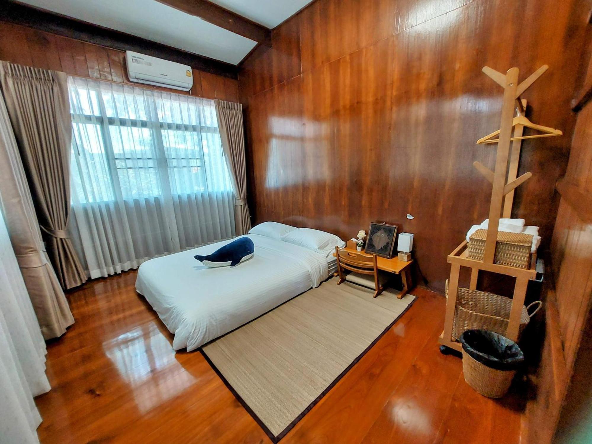 Whales Come To The River - Riverside - 3 Rooms On 2Nd Floor Ban Bang Phli Nua Exterior photo