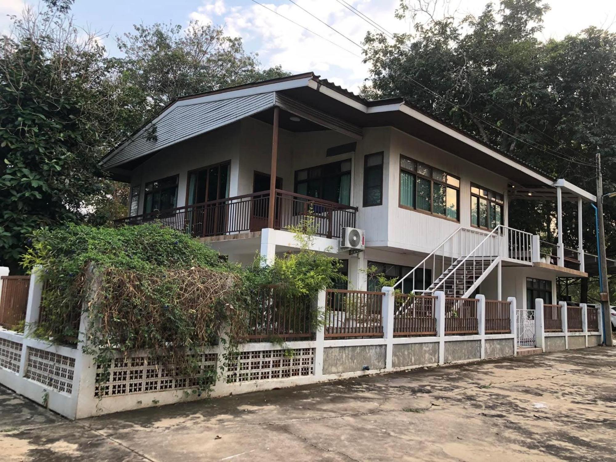 Whales Come To The River - Riverside - 3 Rooms On 2Nd Floor Ban Bang Phli Nua Exterior photo